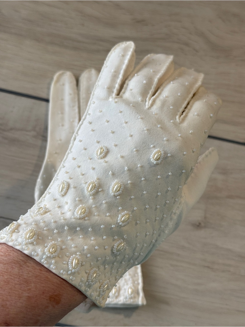 Vintage 1950s Ivory Pearl Beaded Formal Gloves – Small Bridal Tea Party